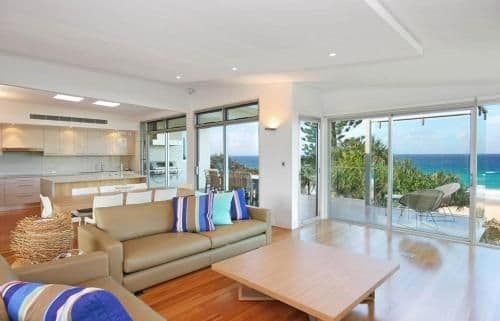 Five-Bedroom Holiday Home