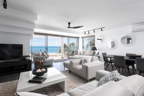 Three-Bedroom Apartment - Beach Front