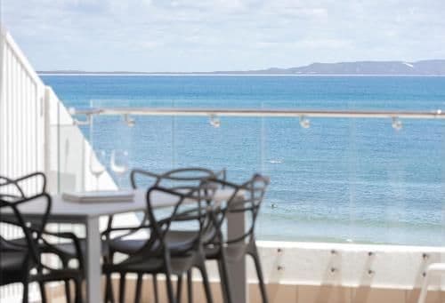 Three-Bedroom Apartment - Beach Front