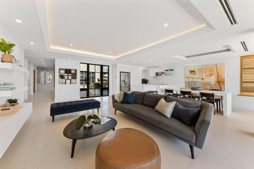 Four-Bedroom Apartment #3
