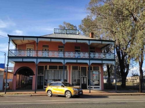 Bourke Apartments0