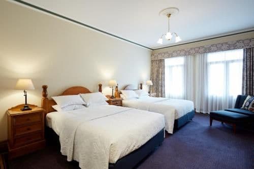 Deluxe Family Suite (2 Adults - 4 Children)