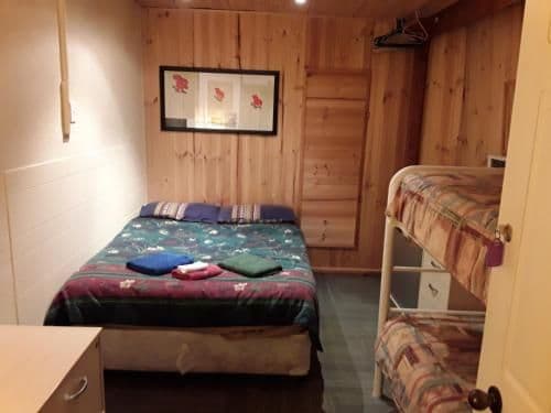 Economy Quadruple Room with Shared Bathroom B