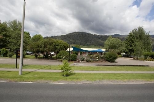 Snowgum Motel4