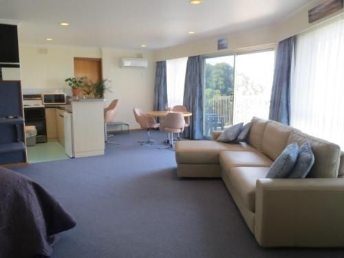 Stansbury Holiday Motel4