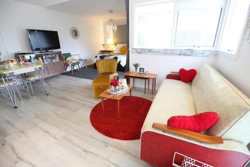 Deluxe Double Room - Romantic Retro