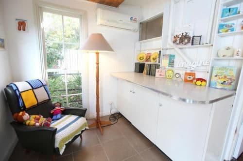 Cottage - Cockatoo