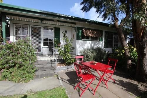 Cottage - Cockatoo