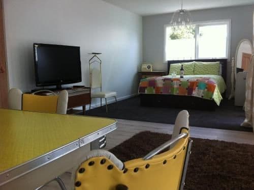 Deluxe Double Room - Romantic Retro