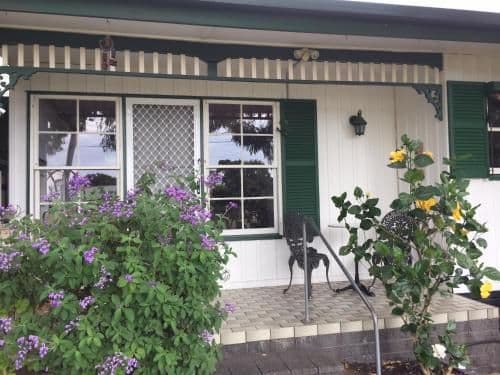 Cottage - Cockatoo