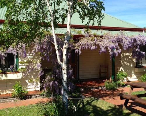 One-Bedroom Cottage