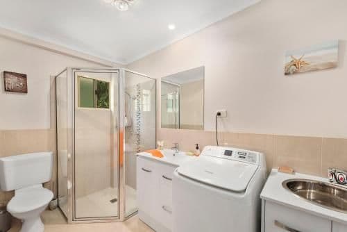 One-Bedroom Apartment with Garden View