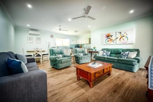 Alarks Nest Bed and Breakfast0