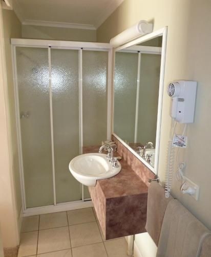 Inverloch Central Motor Inn1