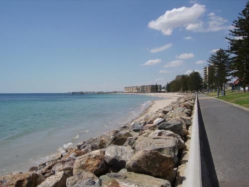 Glenelg Sea-Breeze2