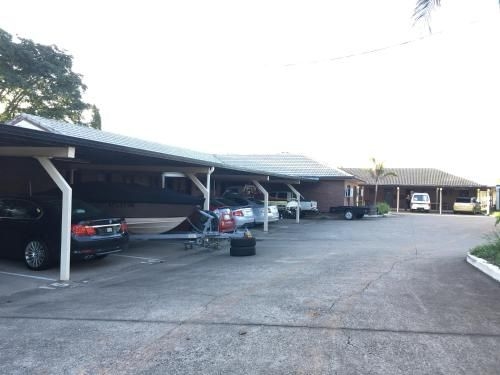 Centenary Motor Inn4