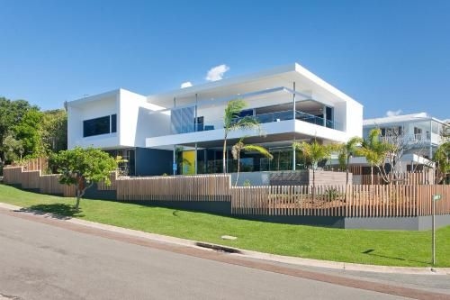 Bluey's Beach House - 5 Bedroom4