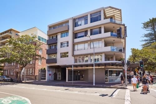 Stylish Manly Studio With BBQ Terrace and Parking2