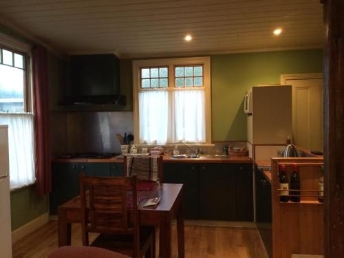 Tramway Cottage4