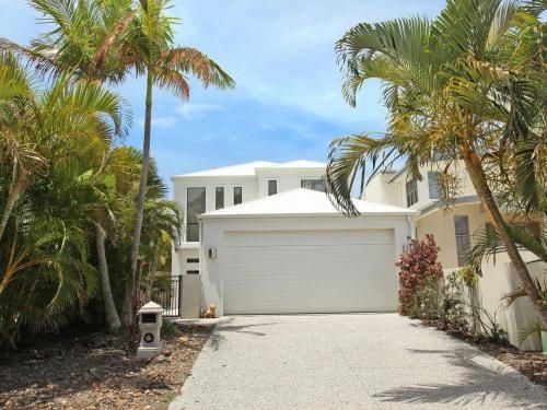 St Lucia 11 - 4 BDRM Canal Home with Pool3