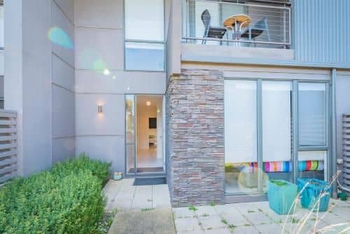 Stylish 3 Bedroom Condo Stylish 3 Bedroom Condo