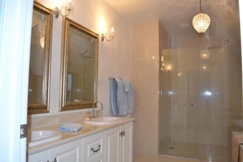 King Suite with Sea View