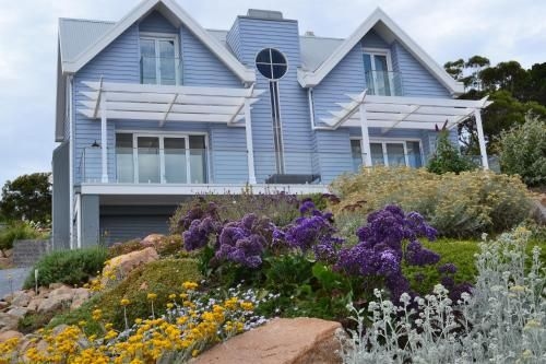 Sapphire Shores Luxury Retreat0