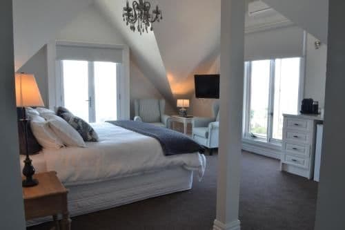 King Suite with Sea View