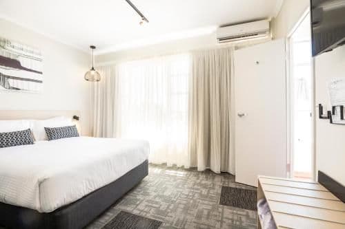 Queen Studio with Free Welcome Drink for Two Guests