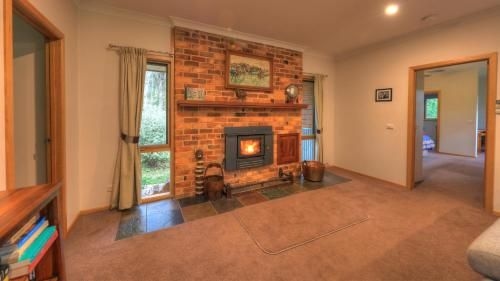 Buffalo River Homestead4