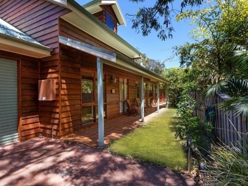 Semaphore Beach House0