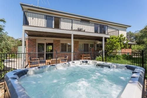 Ocean Breeze Retreat - with spa and space0