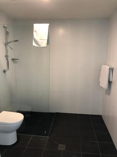 Bondi Beach Studio King Suite + Balcony (Bondi Beach Studio King Suite + Balcony - Road 9)1
