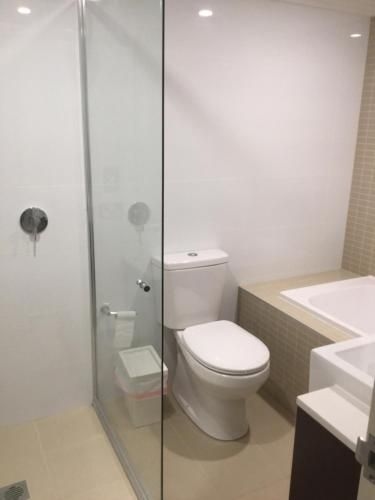 Hurstville New apartment with city view1