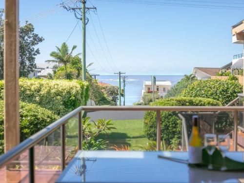Doncaster - Yamba Main beach and sea pool0
