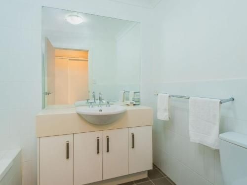 Seaspray 2 /21 Clarence Street4
