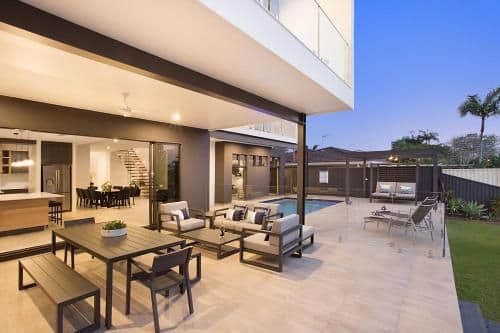 Six-Bedroom Holiday Home