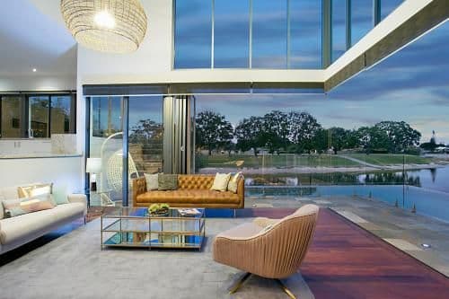 Five-Bedroom Holiday Home