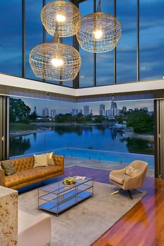 Lumiere' Broadbeach3
