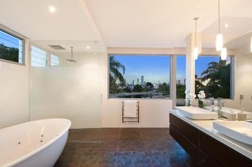 Seven-Bedroom Holiday Home