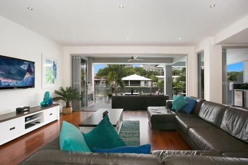Six-Bedroom Holiday Home