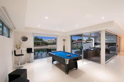 Seven-Bedroom Holiday Home