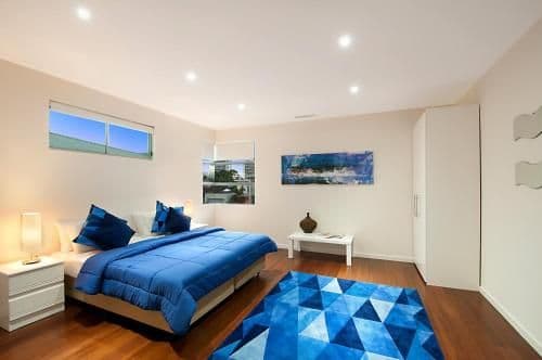Seven-Bedroom Holiday Home