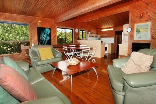 38 Pacific Terrace, Coolum Beach - Linen supplied4