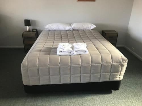 Economy Triple Room