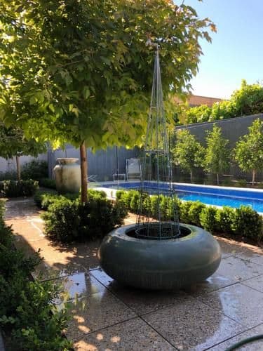 Apartment with Pool View