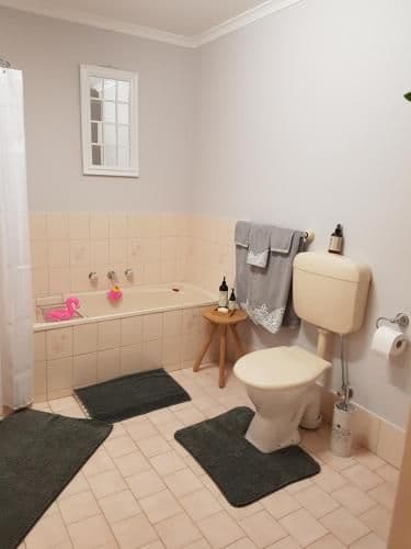 Queen Suite