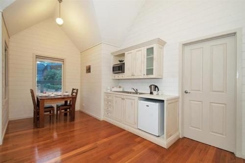 Two Truffles Cottages3