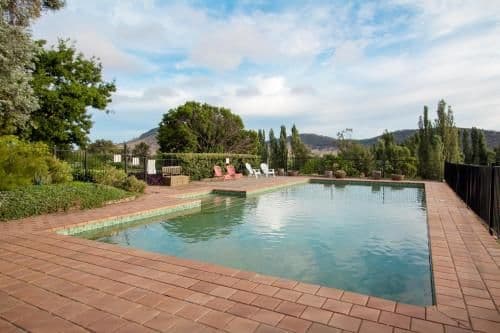 Four-Bedroom House - Harrowfield Homestead