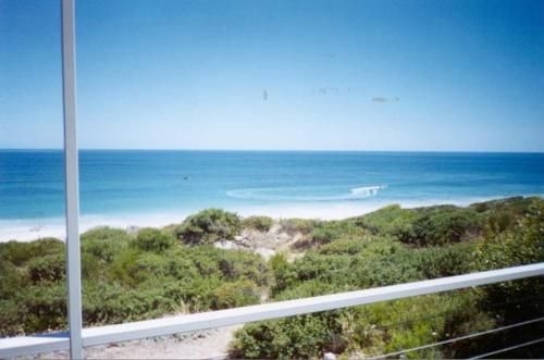 Seaview Holiday House4